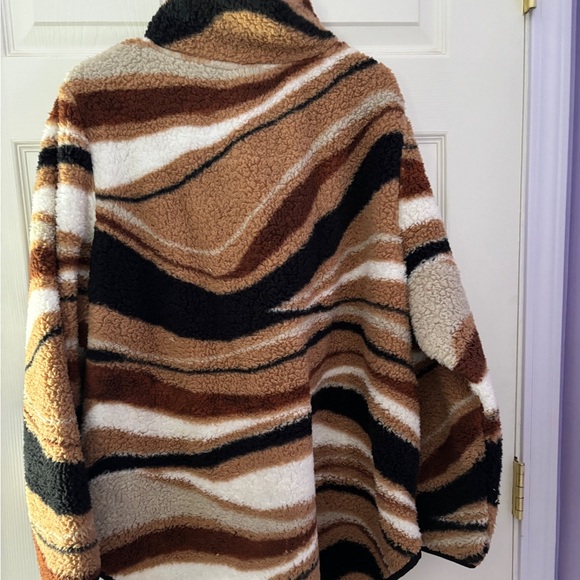 PLUS SIZE Terra & Sky Sherpa Pull Over Plus Size!! - Picture 4 of 5
